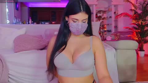 Snapshot of the__sabenna chatting on 04/01/26, 03:31 Madina online show from 04/01/26, 03:31