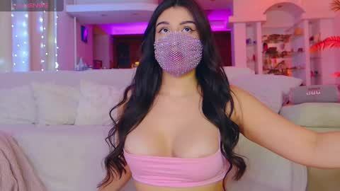 Snapshot of the__sabenna chatting on 05/01/26, 03:49 Madina online show from 05/01/26, 03:49