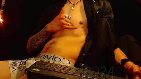 GIORGGIO online show from 12/25/24, 02:02