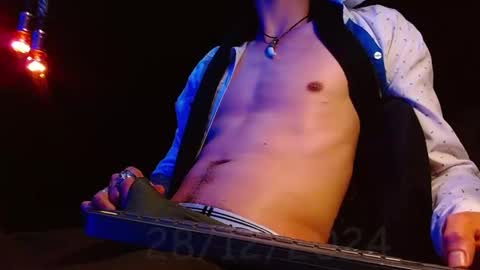 GIORGGIO online show from 12/30/24, 04:20