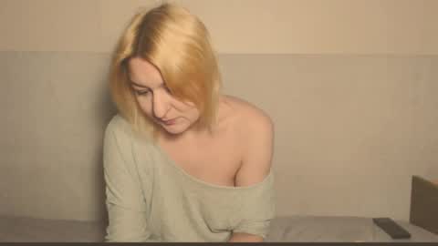 Snapshot of the_basic_instinctt chatting on 03/08/26, 10:57 Eva online show from 03/08/26, 10:57