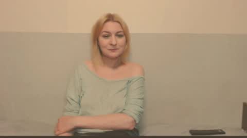 Snapshot of the_basic_instinctt chatting on 05/21/26, 10:50 Eva online show from 05/21/26, 10:50