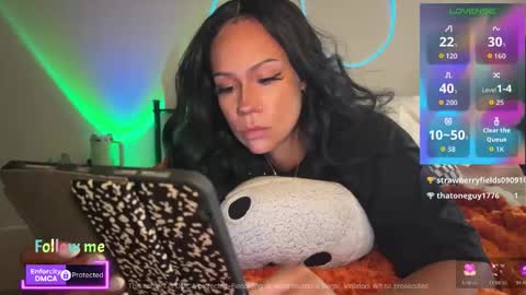 Snapshot of the_dahli_mama chatting on 11/16/25, 01:06 the_dahli_mama online show from 11/16/25, 01:06