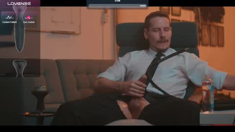 Snapshot of the_dilf chatting on 02/09/25, 12:19 The DILF - online show from 02/09/25, 12:19