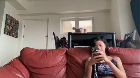 Snapshot of the_emmarouge chatting on 10/15/25, 01:50 the_emmarouge online show from 10/15/25, 01:50