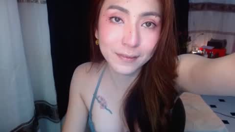 Snapshot of the_girl_nxt_door chatting on 01/15/25, 05:08 samm online show from 01/15/25, 05:08