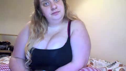 Snapshot of the_goddess_anubis chatting on 10/21/25, 08:31 Anubis online show from 10/21/25, 08:31