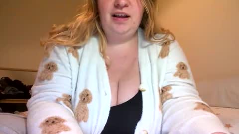 Snapshot of the_goddess_anubis chatting on 11/04/25, 11:48 Anubis online show from 11/04/25, 11:48