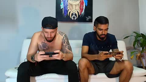 SCOTT  THEO  KAMERON  GENDERSON online show from 12/07/24, 04:31