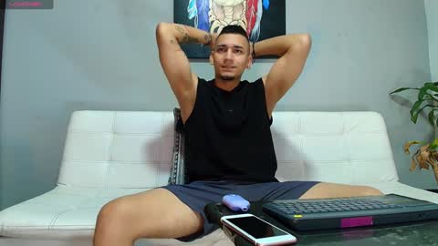 SCOTT  THEO  KAMERON  GENDERSON online show from 12/14/24, 03:51