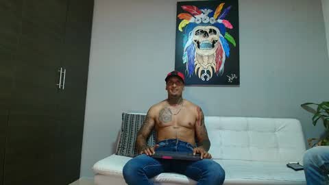 SCOTT  THEO  KAMERON  GENDERSON online show from 12/16/24, 11:39