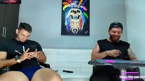 SCOTT  THEO  KAMERON  GENDERSON online show from 02/04/25, 10:45