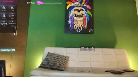 SCOTT  THEO  KAMERON  GENDERSON online show from 10/18/25, 09:15