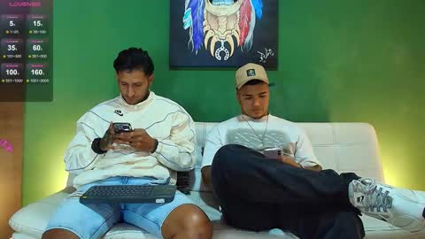 SCOTT  THEO  KAMERON  GENDERSON online show from 11/14/25, 12:31