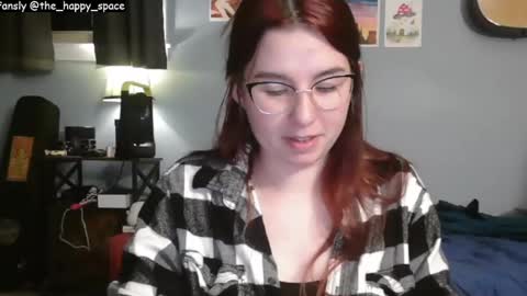 Snapshot of the_happy_space chatting on 03/11/25, 02:43 MATERNITY LEAVE online show from 03/11/25, 02:43