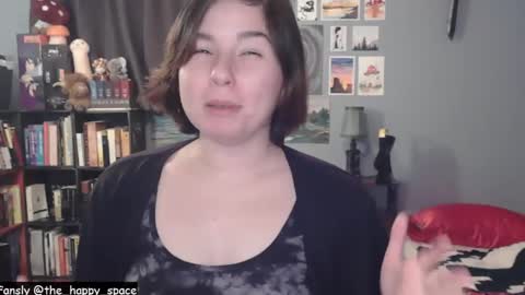 Snapshot of the_happy_space chatting on 01/15/26, 01:21 MATERNITY LEAVE online show from 01/15/26, 01:21