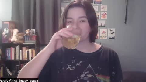 Snapshot of the_happy_space chatting on 02/07/26, 01:20 MATERNITY LEAVE online show from 02/07/26, 01:20