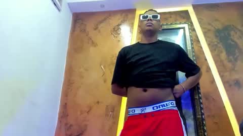 the_hot_boy0 online show from 11/12/25, 12:27