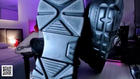 Snapshot of the_inamorata chatting on 10/30/25, 09:48 Goddess Misha online show from 10/30/25, 09:48