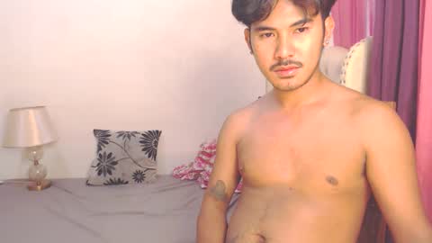 Snapshot of the_killian_jones chatting on 02/20/25, 11:32 ken online show from 02/20/25, 11:32