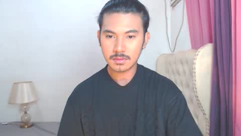 Snapshot of the_killian_jones chatting on 03/02/25, 05:36 ken online show from 03/02/25, 05:36