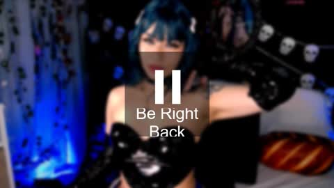 ...  ... online show from 11/09/25, 08:45