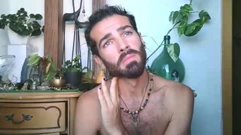 T online show from 10/10/25, 05:01
