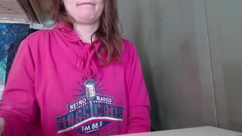 Snapshot of the_prettywondder chatting on 03/06/25, 06:41 Ekye online show from 03/06/25, 06:41