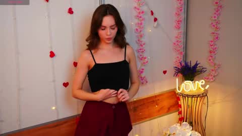 My name is Cynthia and Im very happy to see you in my sweet room  online show from 04/26/26, 03:04