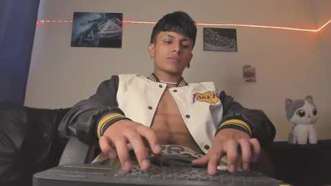 Snapshot of the_weed_guys chatting on 12/11/24, 10:49 Danny online show from 12/11/24, 10:49