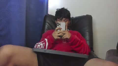 Snapshot of the_weed_guys chatting on 01/05/25, 09:14 Danny online show from 01/05/25, 09:14