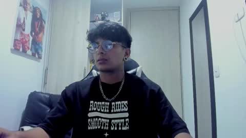 Snapshot of the_weed_guys chatting on 10/16/25, 04:13 Danny online show from 10/16/25, 04:13