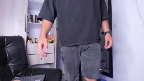 Snapshot of the_weed_guys chatting on 11/09/25, 10:52 Danny online show from 11/09/25, 10:52