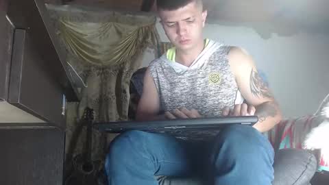 Snapshot of theangelmiguel chatting on 02/24/25, 07:22 Miguel Angel online show from 02/24/25, 07:22