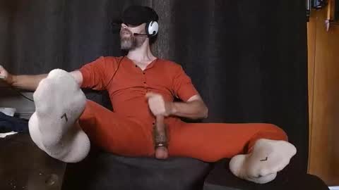 Blue and Red online show from 05/11/26, 04:48
