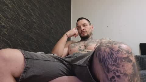 John online show from 01/06/25, 06:52