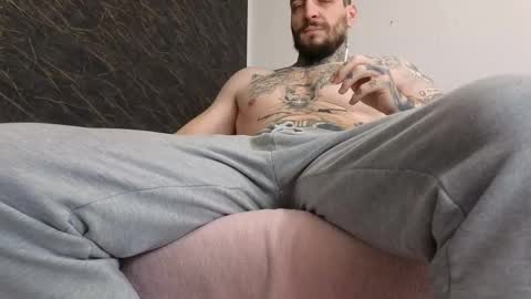 John online show from 02/11/25, 08:05