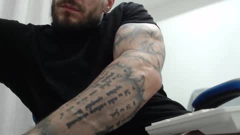 John online show from 11/18/25, 08:02