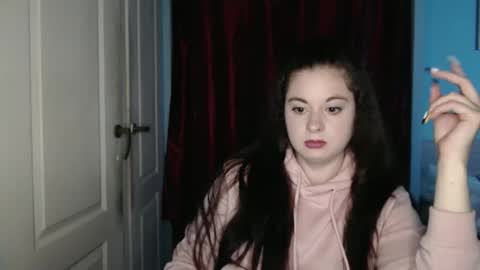 raissa online show from 10/18/25, 06:08