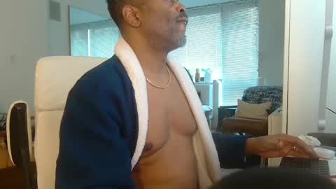 Snapshot of theblacklordmaster chatting on 02/05/25, 02:16 theblacklordmaster online show from 02/05/25, 02:16