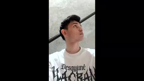 thebluesky_18 online show from 12/15/25, 12:37