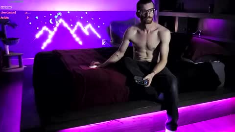 Snapshot of thecarrguyy chatting on 02/24/26, 07:28 Thatcarrguyy online show from 02/24/26, 07:28