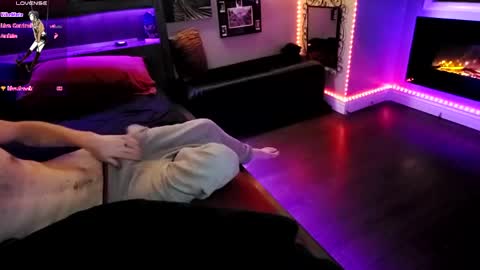 Snapshot of thecarrguyy chatting on 03/06/26, 05:04 Thatcarrguyy online show from 03/06/26, 05:04