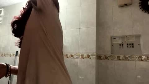 Snapshot of thecherry_paulette chatting on 12/16/25, 10:37 Paulette online show from 12/16/25, 10:37