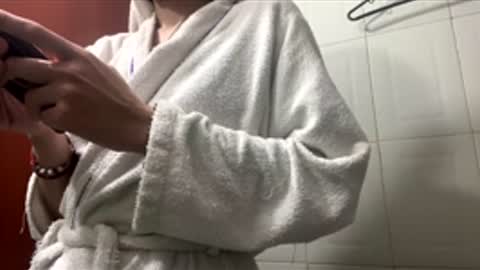 Snapshot of thecherry_paulette chatting on 12/21/25, 03:35 Paulette online show from 12/21/25, 03:35