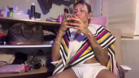 Snapshot of thecontcobracock24cm chatting on 12/12/24, 06:47 thecontcobracock24cm online show from 12/12/24, 06:47