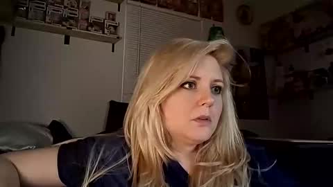 Snapshot of thedancingalien chatting on 05/23/26, 09:24 Kassandra Grant online show from 05/23/26, 09:24