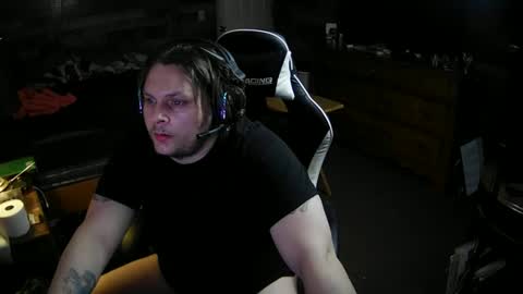Snapshot of thedemonlord93 chatting on 12/14/24, 02:12 thedemonlord93 online show from 12/14/24, 02:12