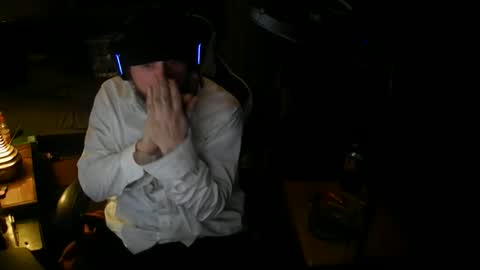 Snapshot of thedemonlord93 chatting on 12/14/25, 11:20 thedemonlord93 online show from 12/14/25, 11:20