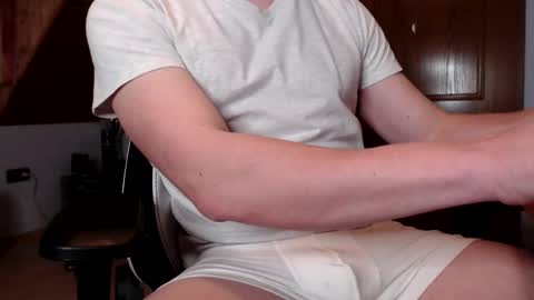 Snapshot of thedome372 chatting on 02/27/25, 09:47 thedome372 online show from 02/27/25, 09:47